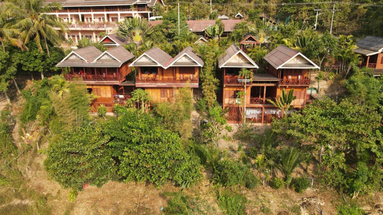 Mekong Riverside Lodge Pakbeng Ngoại thất bức ảnh