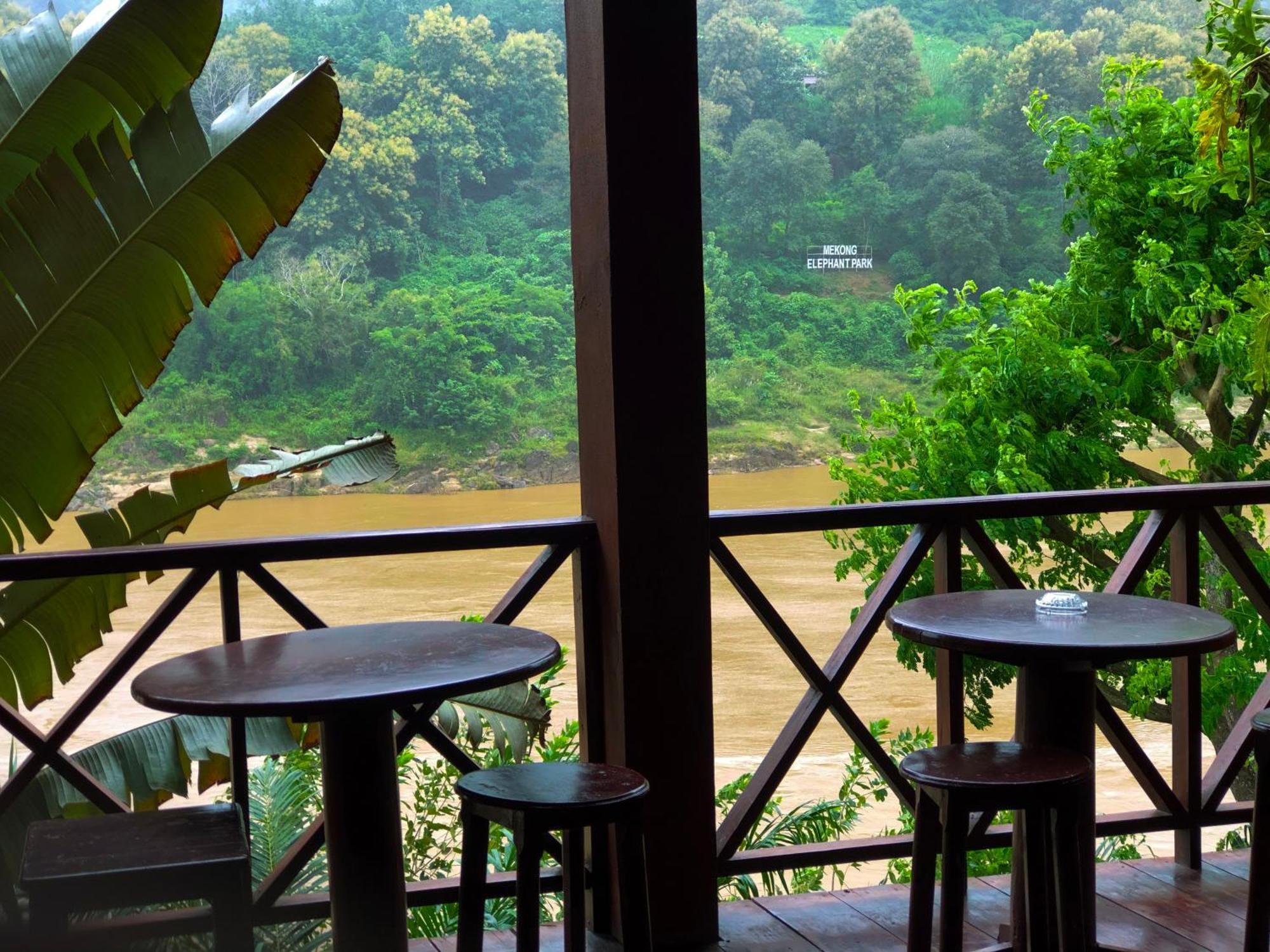 Mekong Riverside Lodge Pakbeng Ngoại thất bức ảnh