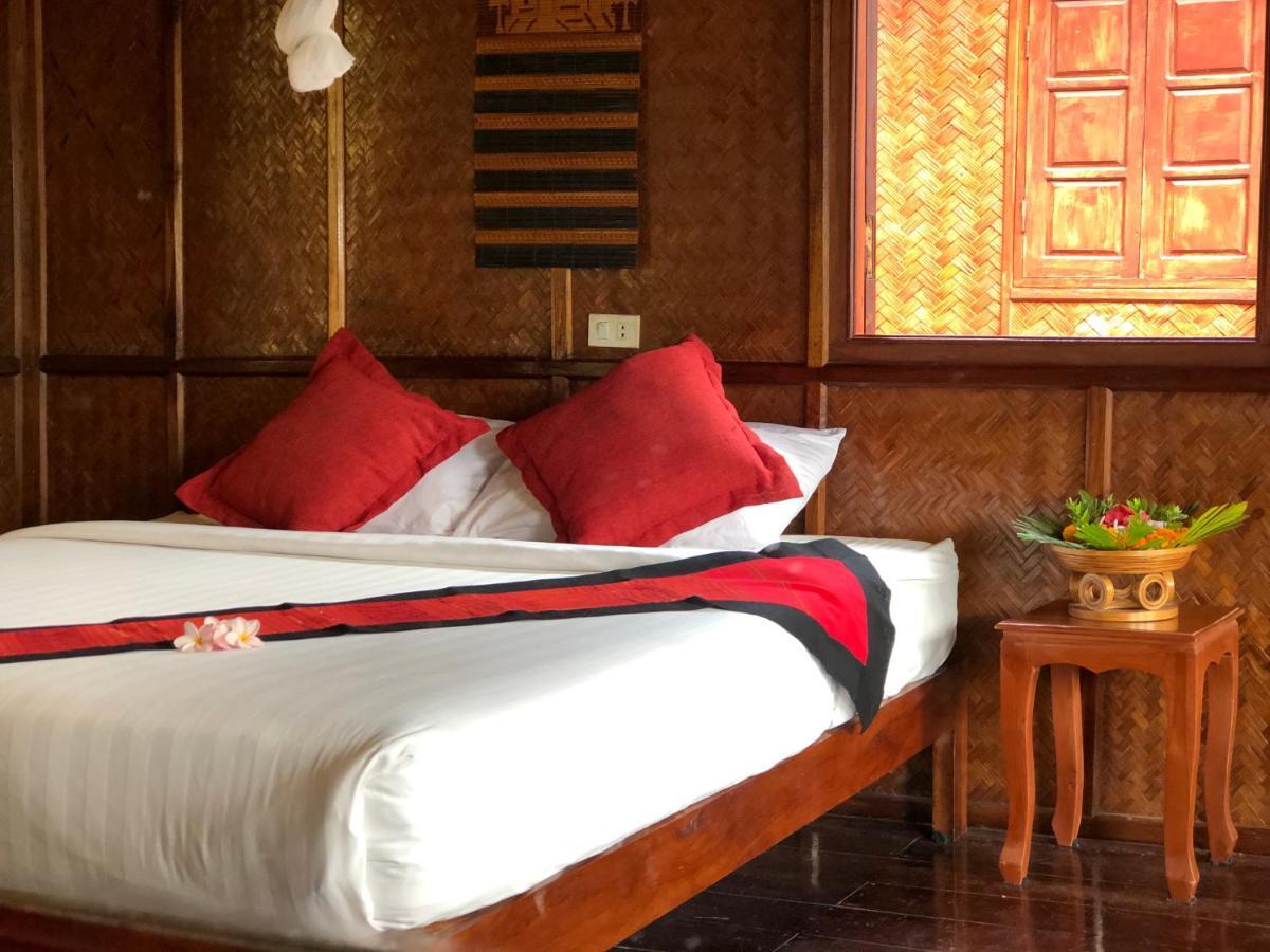 Mekong Riverside Lodge Pakbeng Ngoại thất bức ảnh
